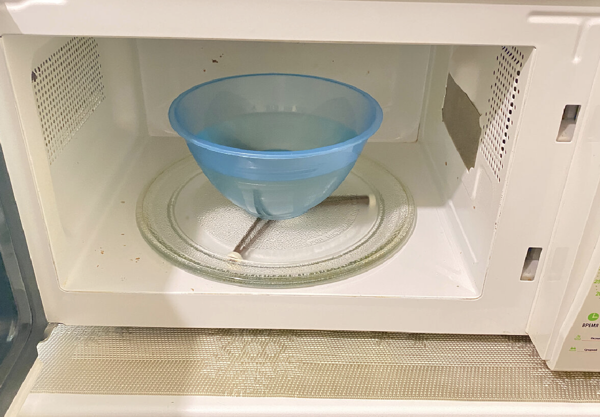 Легкая чистка микроволновки: за 5 минут к идеальному результату