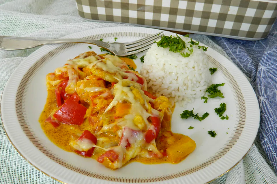 Удивительное сочетание: рыба с фруктами, которое стоит попробовать