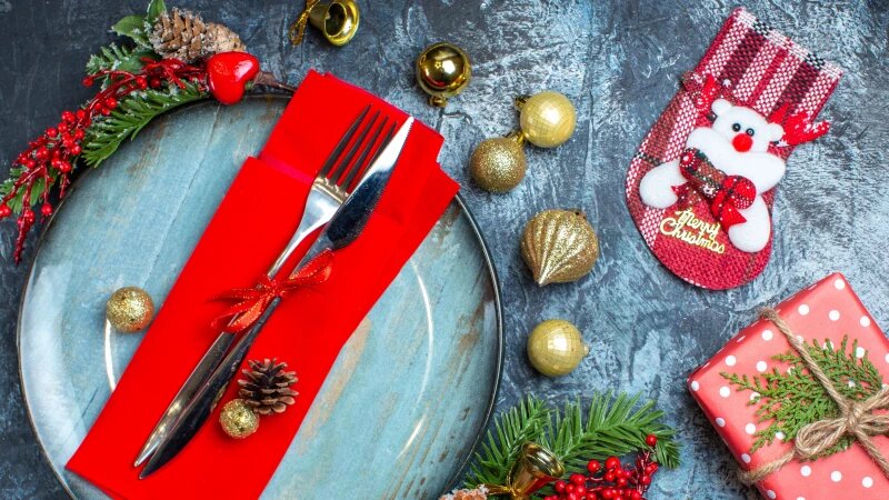 Что закупать заранее для новогоднего стола: советы эксперта