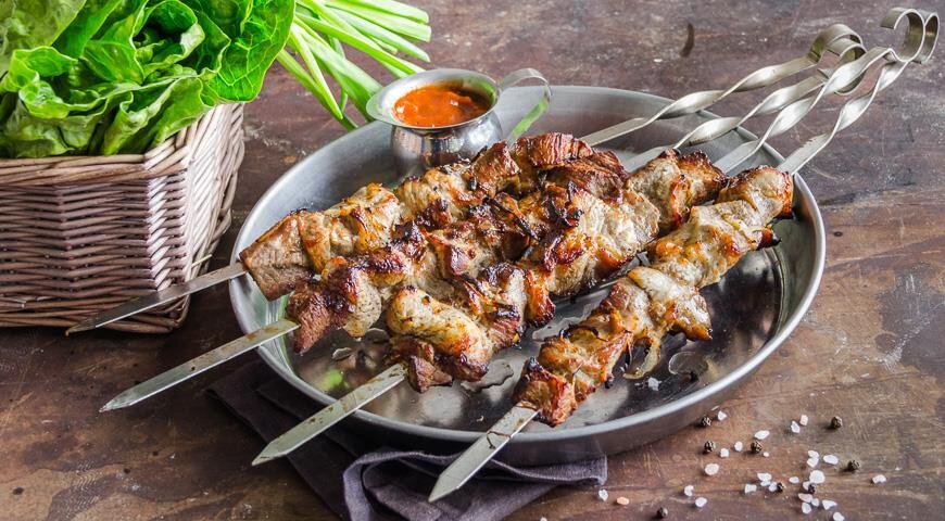 Нежный шашлык из свинины с винным уксусом