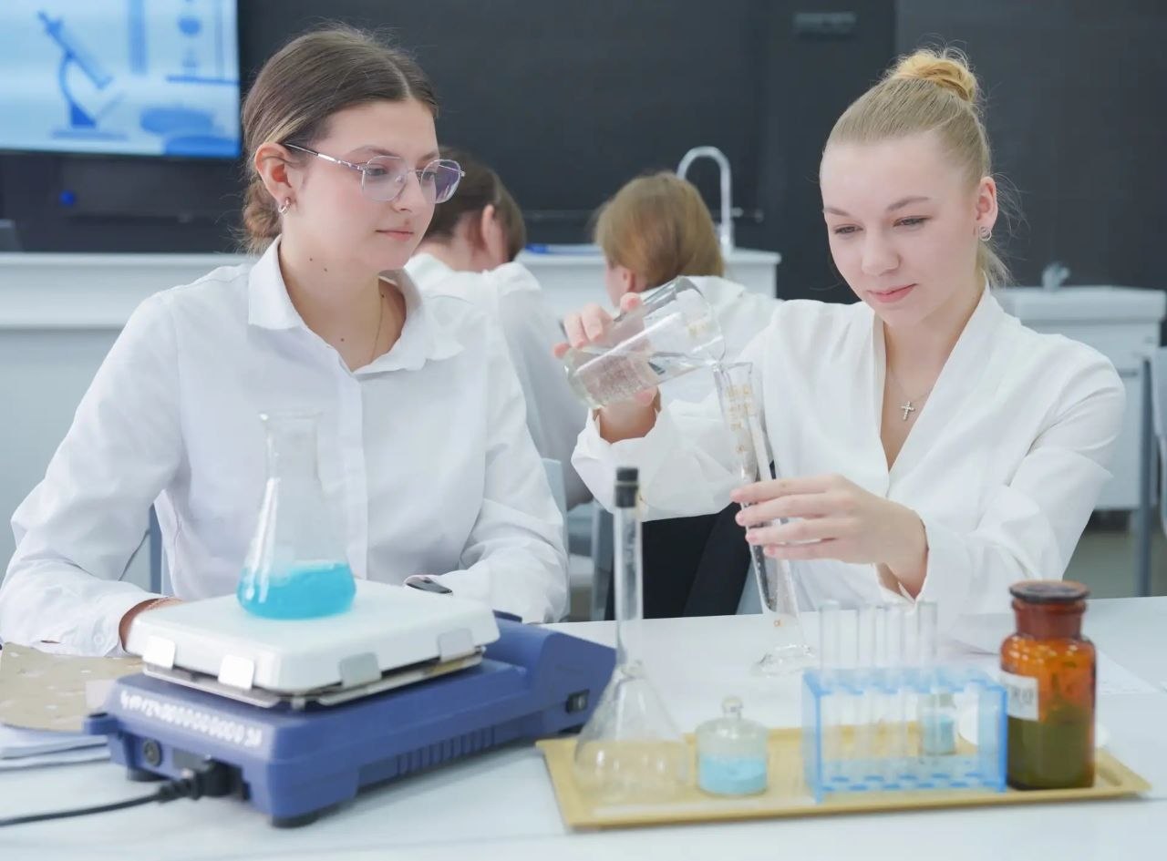 Как учителям региона удалось заинтересовать школьников наукой, инженерными профессиями и медициной? Как учителям региона удалось заинтересовать школьников наукой, инженерными профессиями и медициной?