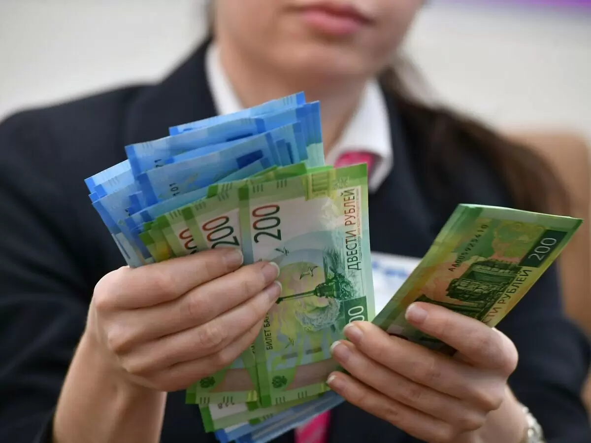 Новые правила переводов: что ждет россиян с 1 апреля 2026 года