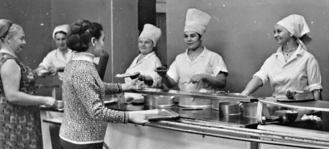 Как правильный ужин может улучшить ваш сон и здоровье