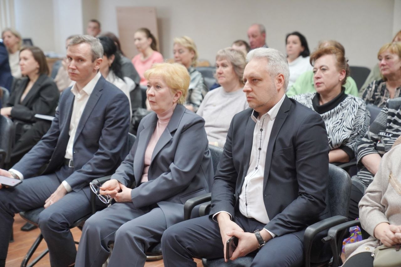 Почти 54 тыс. га земли передали для обработки селянам региона за пять лет Почти 54 тыс. га земли передали для обработки селянам региона за пять лет