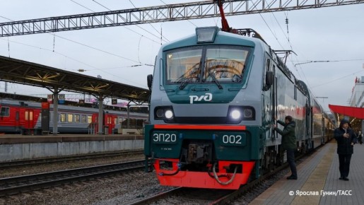 Посадка в поезда по биометрии стала доступна гражданам РФ, сообщил вице-премьер — руководитель аппарата правительства Дмитрий Григоренко