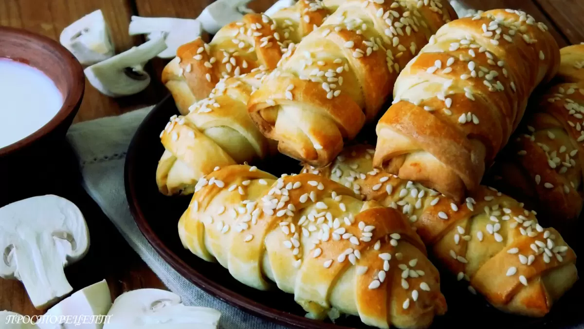 Пирожки на кефире: легкий способ удивить своих гостей