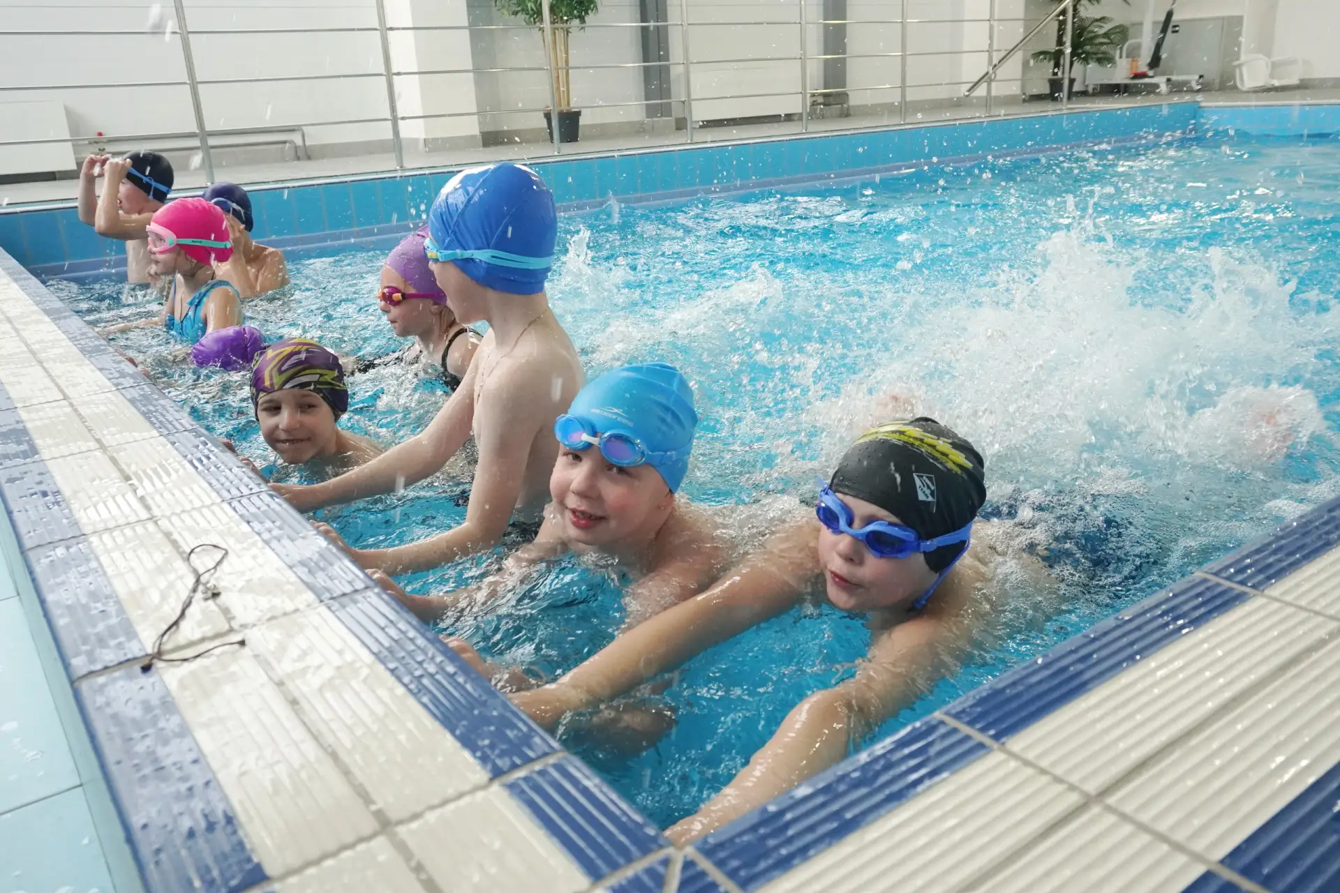 Будущих пловцов-чемпионов теперь воспитывают в Тейкове Будущих пловцов-чемпионов теперь воспитывают в Тейкове