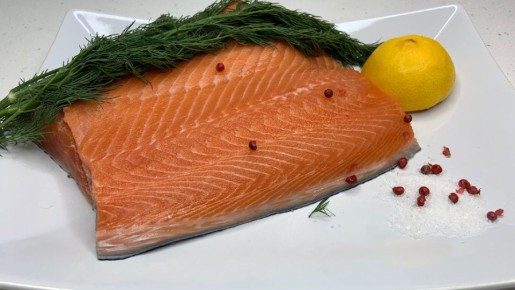 Гравлакс: как самостоятельно засолить лосось с укропом и лимоном