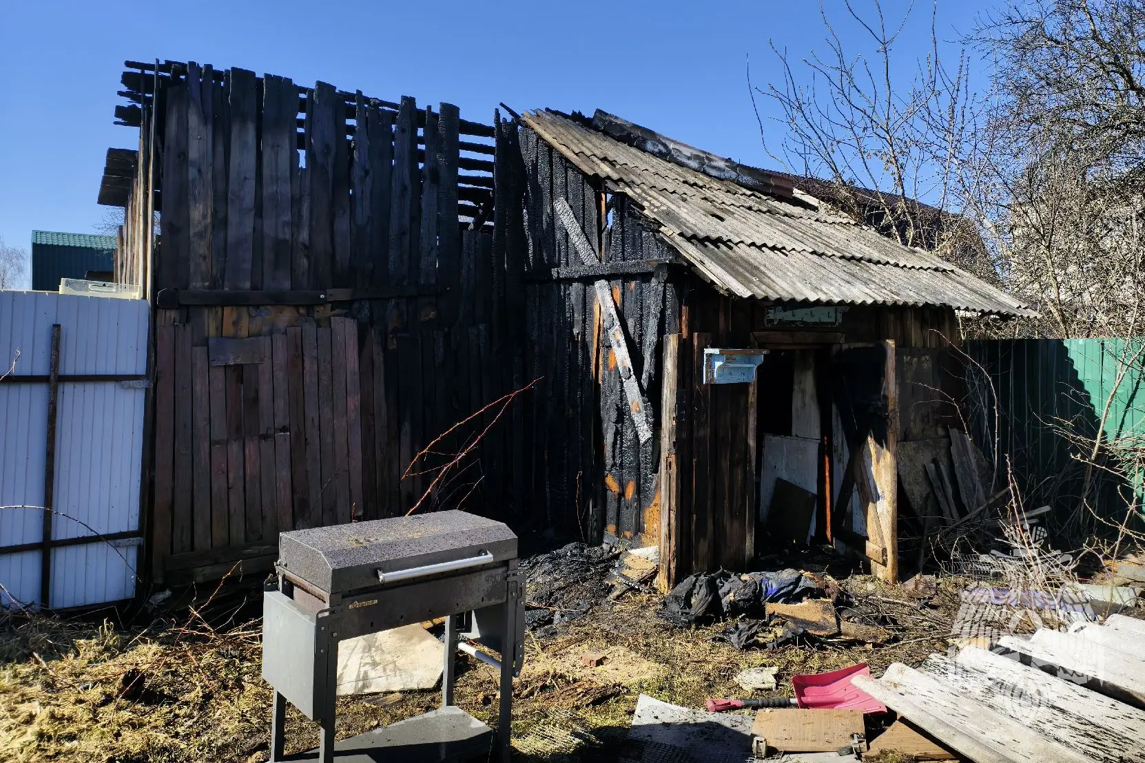 За минувшие сутки пожарно- спасательные подразделения: За минувшие сутки пожарно- спасательные подразделения: