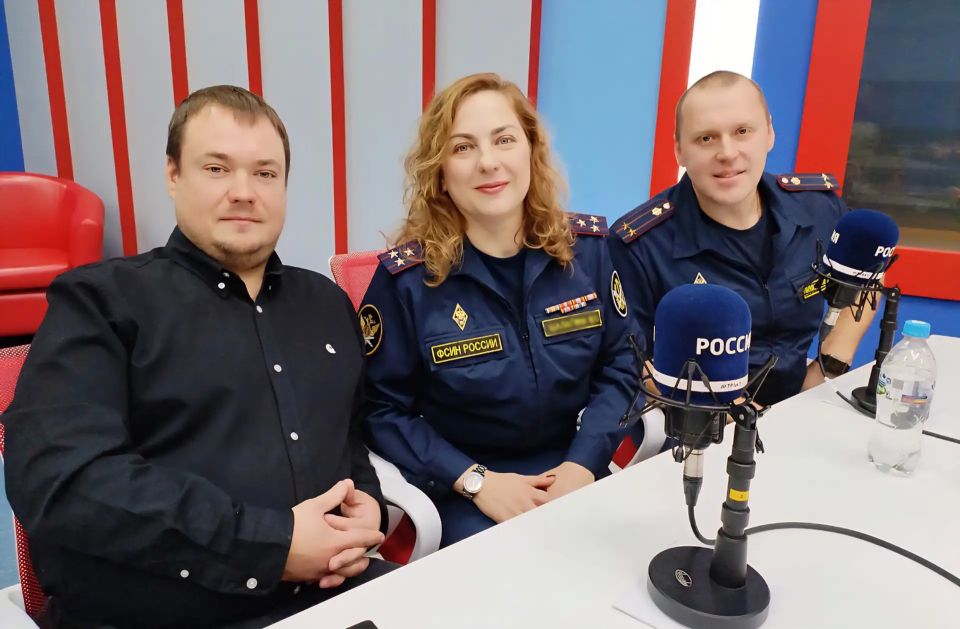 # Умница, красавица, сотрудник! # Умница, красавица, сотрудник!