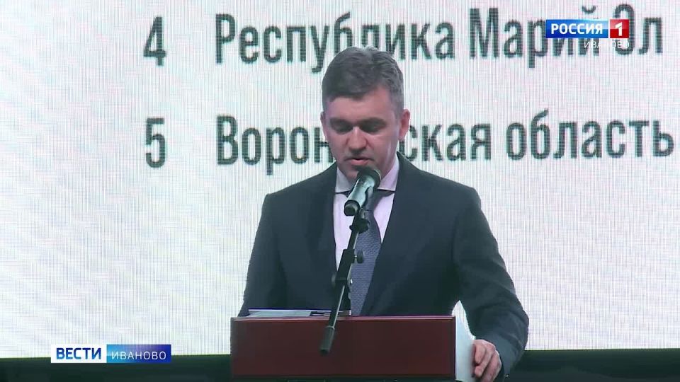 Во время ежегодного отчета губернатора перед депутатами областной думы отметил, что 43 % учеников выбирают ЕГЭ по естественным дисциплинам