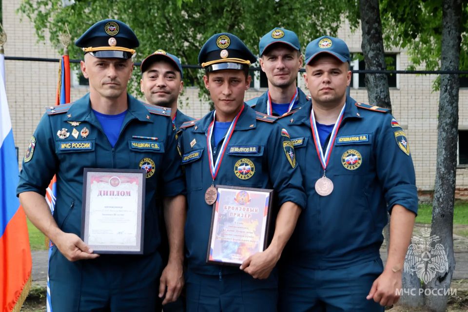 В Иванове определили лучшее звено газодымозащитной службы ЦФО В Иванове определили лучшее звено газодымозащитной службы ЦФО