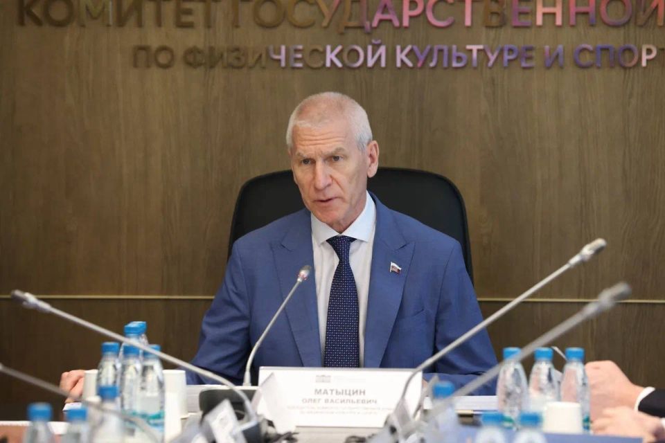 Заседание Комитета Государственной Думы по физической культуре и спорту Заседание Комитета Государственной Думы по физической культуре и спорту