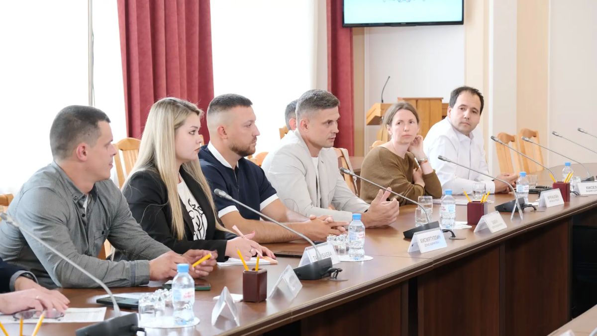 За пять лет грантовую поддержку НКО в регионе увеличили втрое За пять лет грантовую поддержку НКО в регионе увеличили втрое