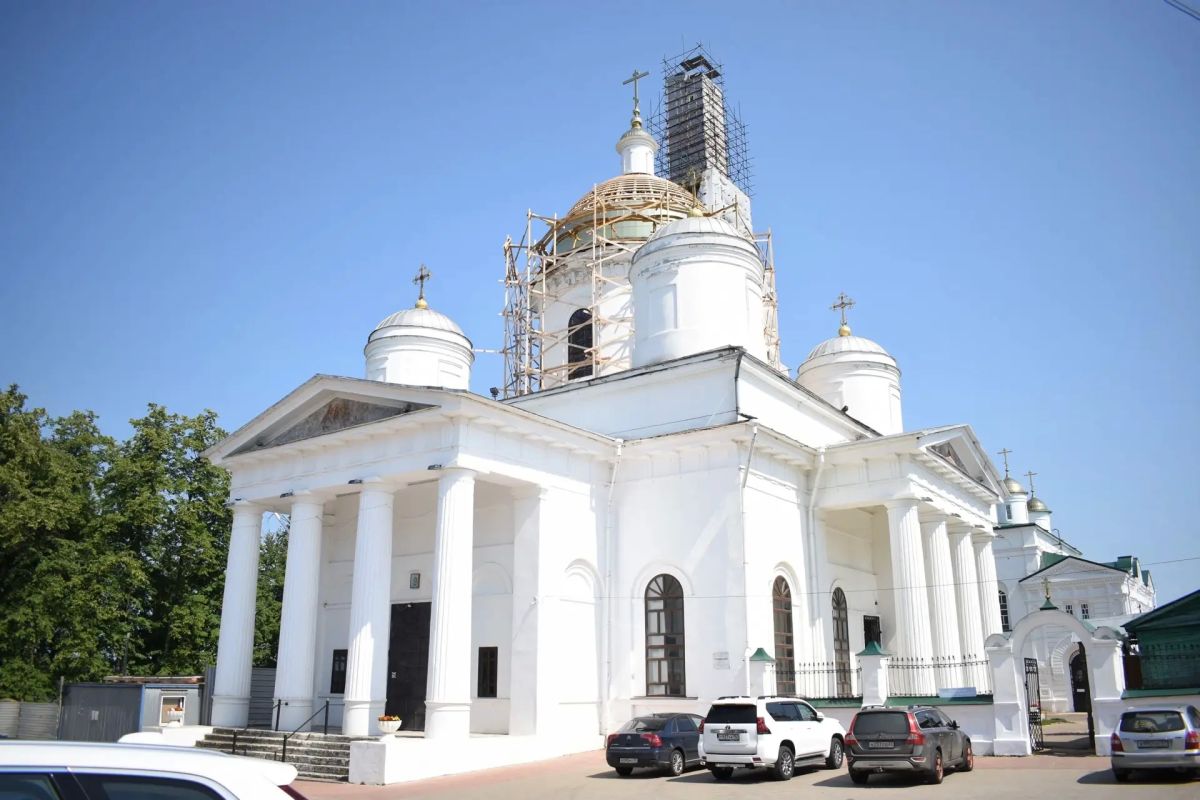 Центральному куполу Троицкого собора в Кинешме возвращают исторический вид Центральному куполу Троицкого собора в Кинешме возвращают исторический вид