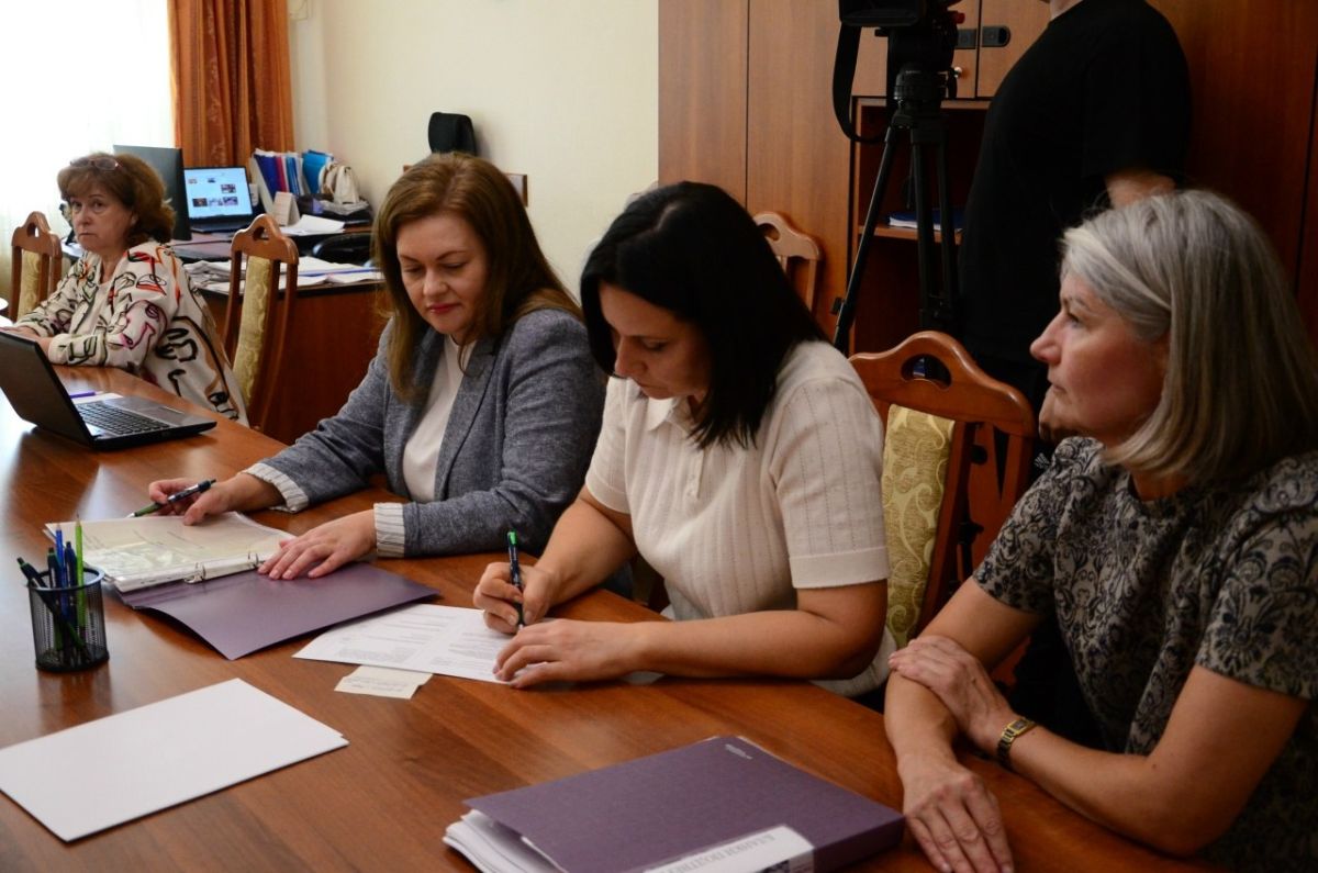 Кандидаты по одномандатному округу продолжают подавать документы для выдвижения Кандидаты по одномандатному округу продолжают подавать документы для выдвижения