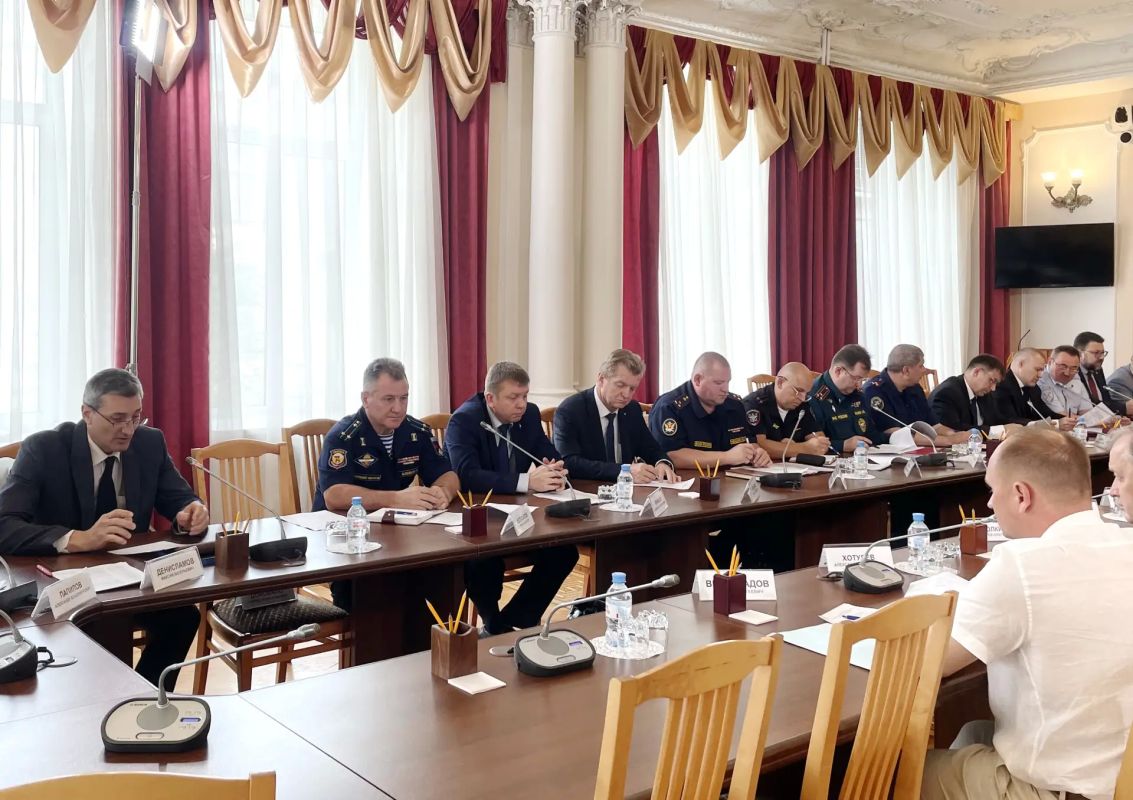 На совместном заседании региональной АТК и областного оперштаба под председательством губернатора обсудили вопросы безопасности и антитерзащищенности На совместном заседании региональной АТК и областного оперштаба под председательством губернатора обсудили вопросы безопасности и антитерзащищенности