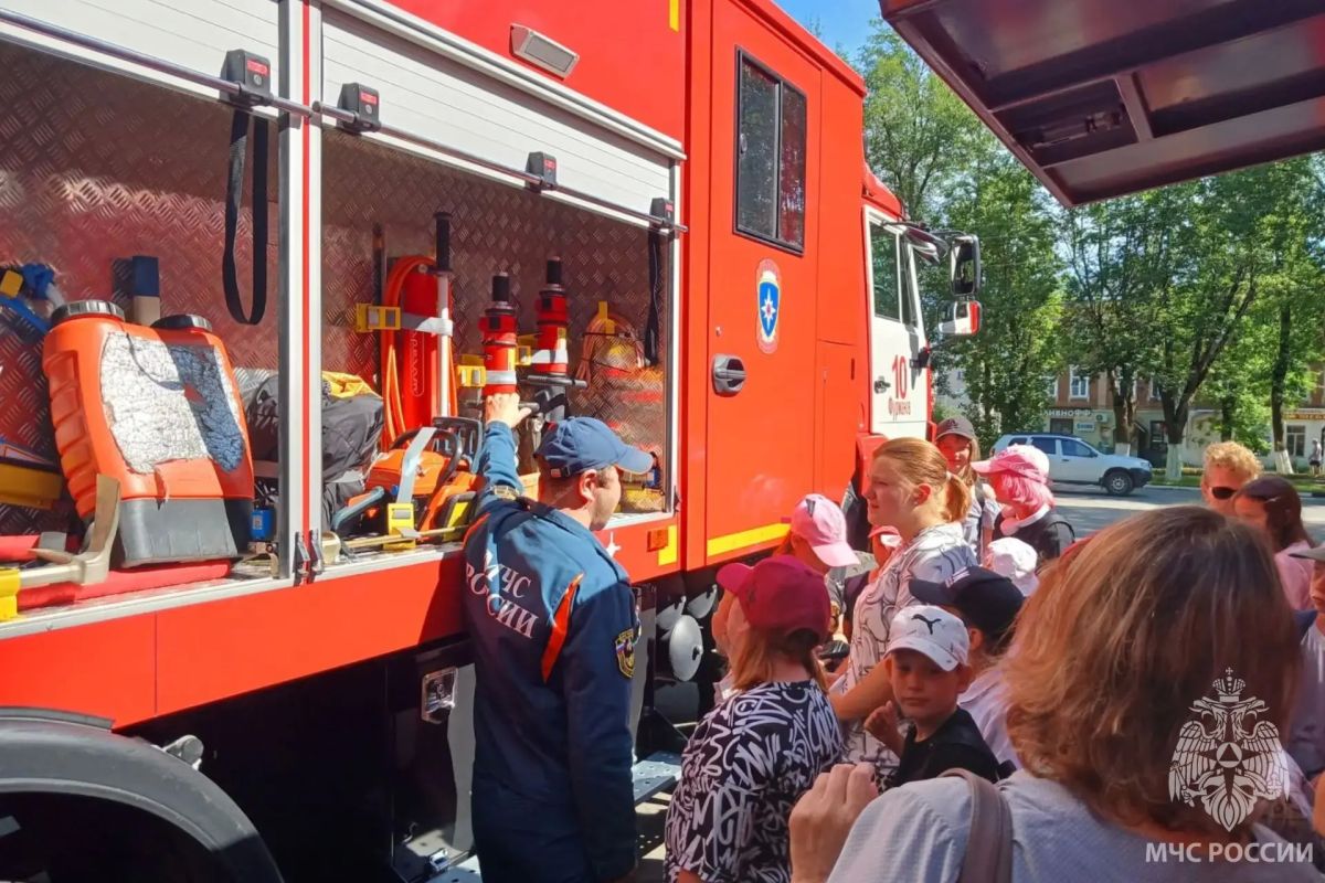 В Фурманове продолжается акция «Безопасные каникулы» В Фурманове продолжается акция «Безопасные каникулы»