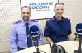Заместитель руководителя следственного управления Эдуард Шалумов и руководитель контрольно-следственного отдела Дмитрий Просвиряков приняли участие в записи программы на радиостанции «Радио России