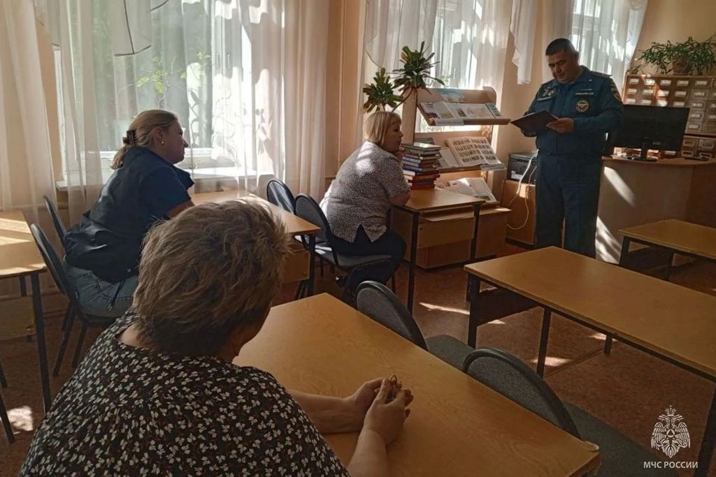 Рабочая встреча по вопросам пожарной безопасности прошла в Пучеже Рабочая встреча по вопросам пожарной безопасности прошла в Пучеже