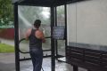 На 1-й Лагерной в Иванове очистили остановки и прилегающие к ним территории