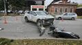 Вчера в 10-50 в Иванове на улице Смирнова 60-летняя женщина водитель автомобиля «Хавал Ф7-Х» при повороте налево совершила столкновение с движущимся справа по главной питбайком, под управлением 23-летнего молодого человека