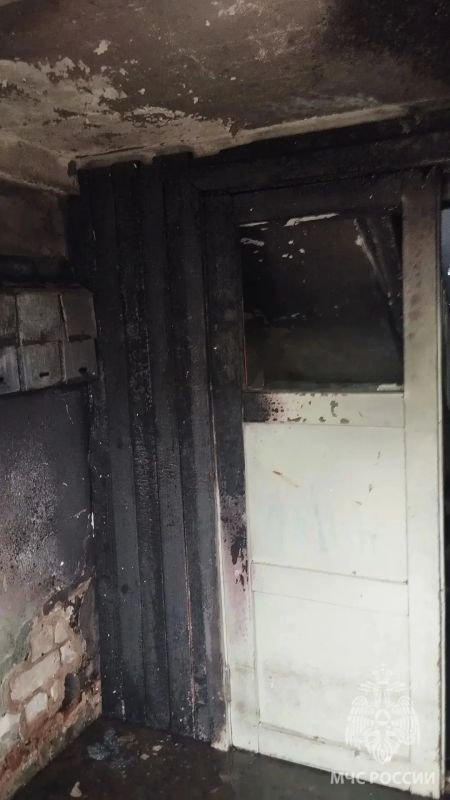 Пожар в многоквартирном доме в посёлке Ильинское Пожар в многоквартирном доме в посёлке Ильинское
