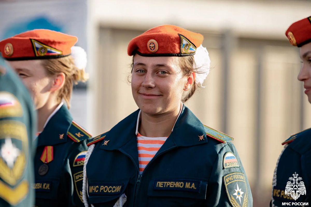 Курсанты первого курса Ивановской пожарно-спасательной академии ГПС МЧС России приняли присягу, смотри фоторепортаж Курсанты первого курса Ивановской пожарно-спасательной академии ГПС МЧС России приняли присягу, смотри фоторепортаж