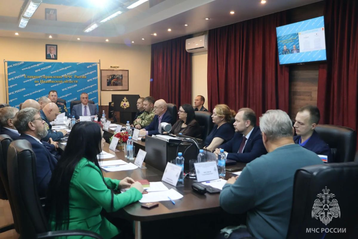 В Ивановской области состоялась штабная тренировка для органов управления и сил единой государственной системы предупреждения и ликвидации чрезвычайных ситуаций В Ивановской области состоялась штабная тренировка для органов управления и сил единой государственной системы предупреждения и ликвидации чрезвычайных ситуаций