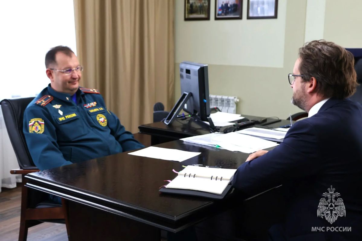В Главном управлении МЧС России по Ивановской области состоялась рабочая встреча с бизнес-омбудсменом региона В Главном управлении МЧС России по Ивановской области состоялась рабочая встреча с бизнес-омбудсменом региона