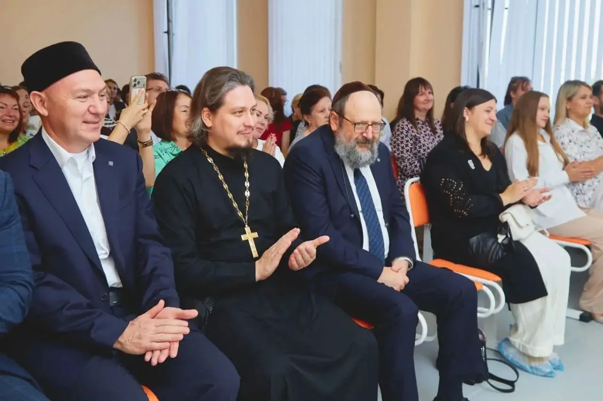 «Здоровье ребёнка – это то, ради чего мы объединяемся»: в Самаре говорили о детях с редкими заболеваниями «Здоровье ребёнка – это то, ради чего мы объединяемся»: в Самаре говорили о детях с редкими заболеваниями