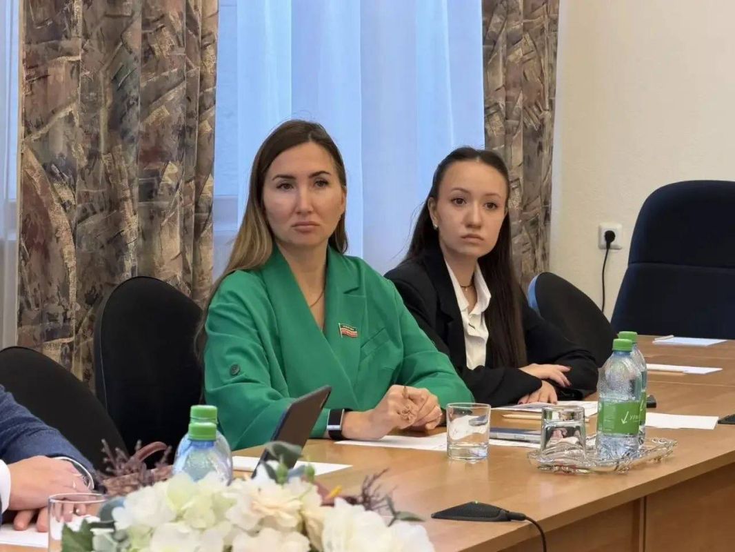 СПОРТ И МОЛОДЁЖНАЯ ПОЛИТИКА ТАТАРСТАНА: ОПРЕДЕЛЯЕМ ПРИОРИТЕТЫ, ИЩЕМ НОВЫЕ ВОЗМОЖНОСТИ СПОРТ И МОЛОДЁЖНАЯ ПОЛИТИКА ТАТАРСТАНА: ОПРЕДЕЛЯЕМ ПРИОРИТЕТЫ, ИЩЕМ НОВЫЕ ВОЗМОЖНОСТИ