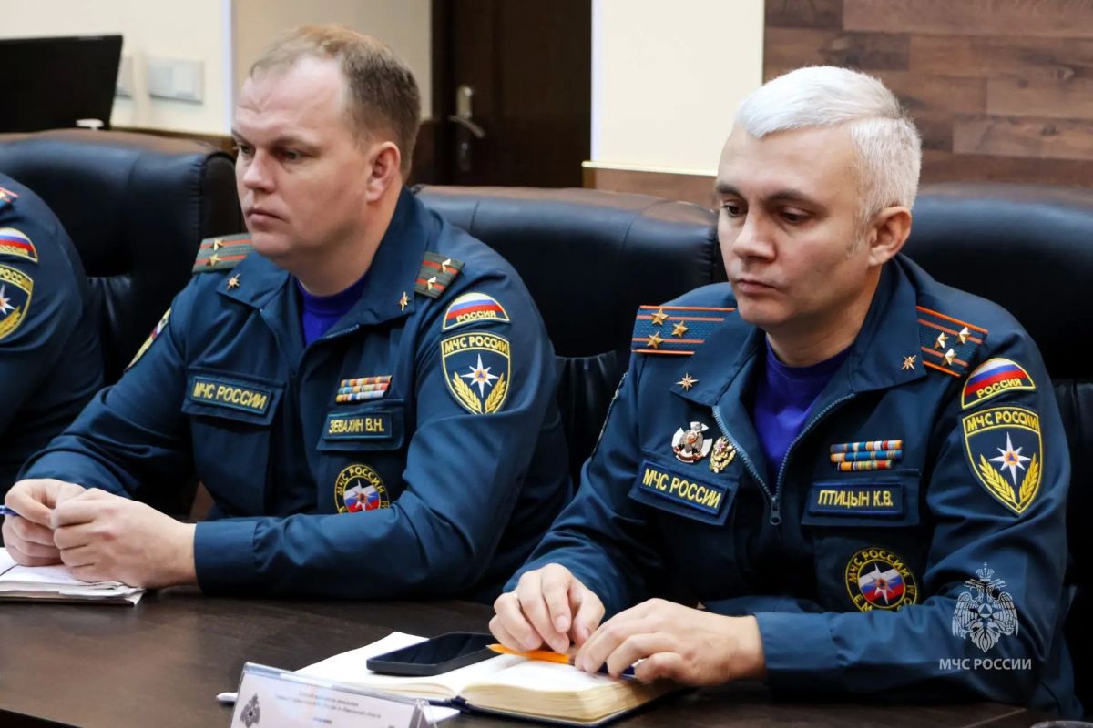 В региональном МЧС России обсудили изменения антикоррупционного законодательства В региональном МЧС России обсудили изменения антикоррупционного законодательства