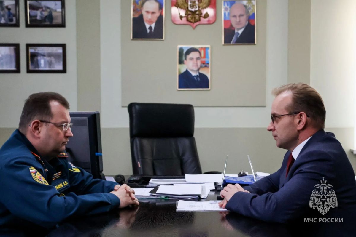 Здоровье сотрудников и пожарная безопасность: рабочая встреча в МЧС Иваново Здоровье сотрудников и пожарная безопасность: рабочая встреча в МЧС Иваново